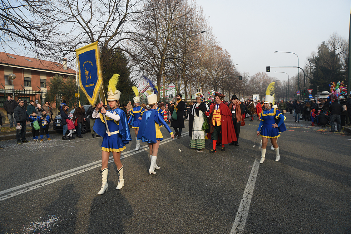 Sfilata carri Carnevale di Torino_041.jpg